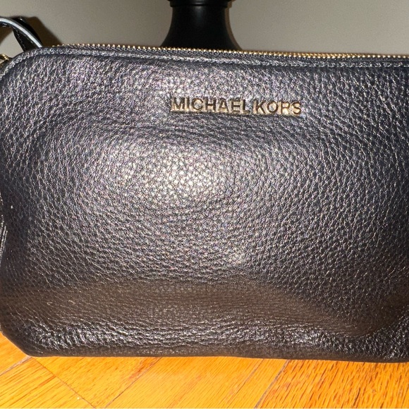 Michael Kors crossbody bag - Picture 5 of 10